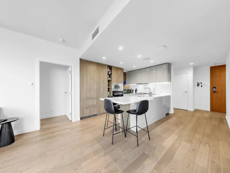 1007 6811 PEARSON WAY - photo 4 of 34