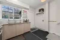 7 5132 CANADA WAY - thumbnail 6