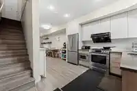 7 5132 CANADA WAY - thumbnail 7