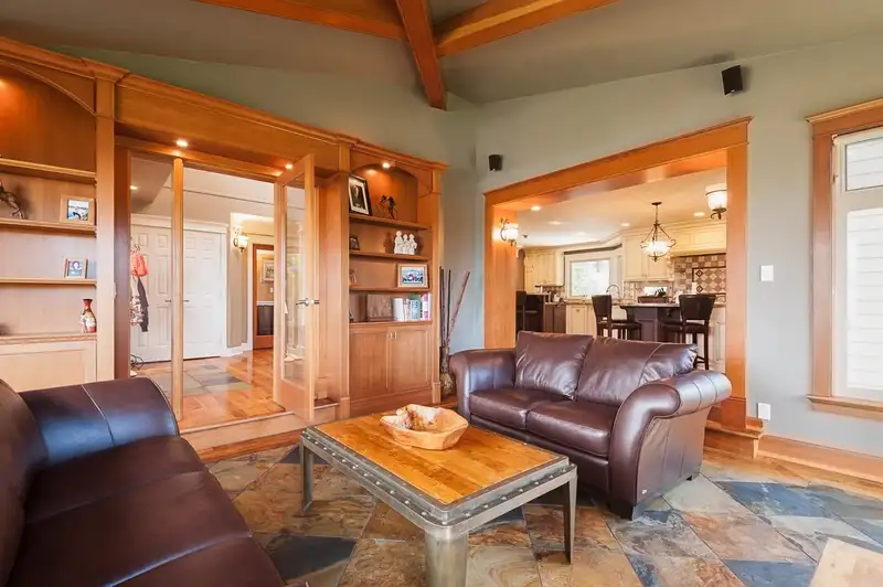 20486 1 AVENUE - photo 4 of 40