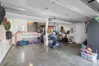 8 3025 BAIRD ROAD - thumbnail 21