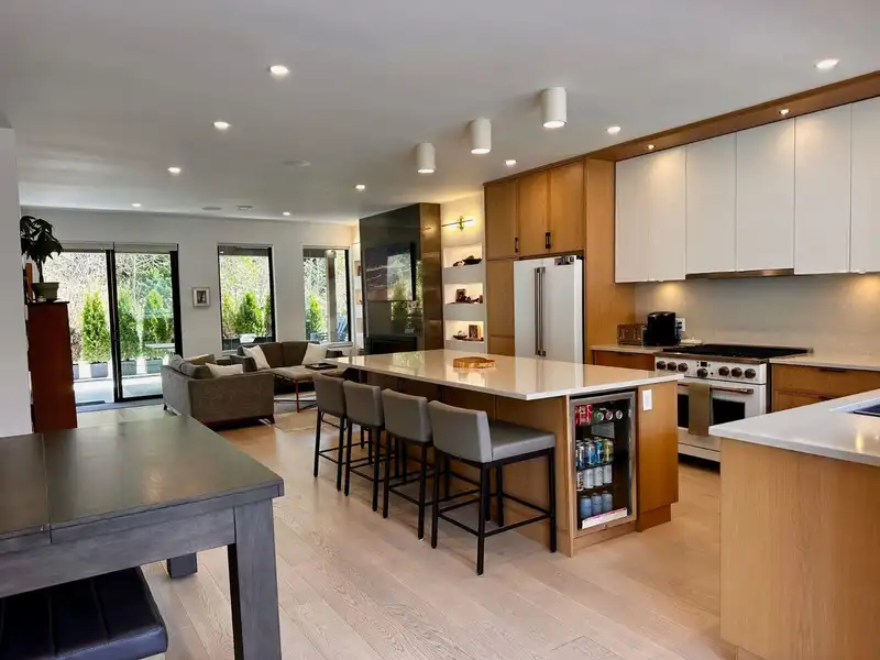 301 SECOND AVENUE - photo 3 of 26