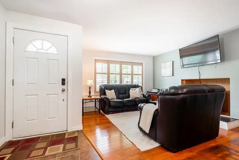 26440 28A AVENUE - photo 3 of 33