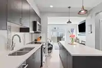 60 7169 208A STREET - thumbnail 14