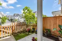 60 7169 208A STREET - thumbnail 8