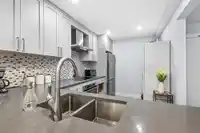 302 6055 NELSON AVENUE - thumbnail 8