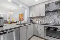 302 6055 NELSON AVENUE - thumbnail 9