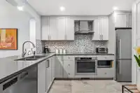 302 6055 NELSON AVENUE - thumbnail 10