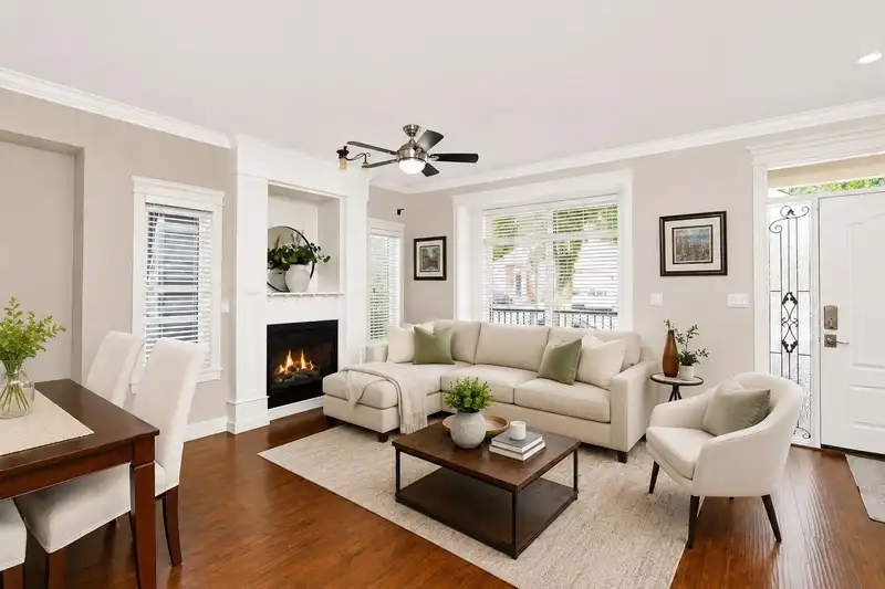 12962 60 AVENUE - photo 2 of 18