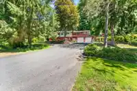 194 CLOVERMEADOW CRESCENT - thumbnail 4