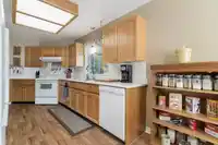 54 3115 TRAFALGAR STREET - thumbnail 8