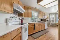 54 3115 TRAFALGAR STREET - thumbnail 9