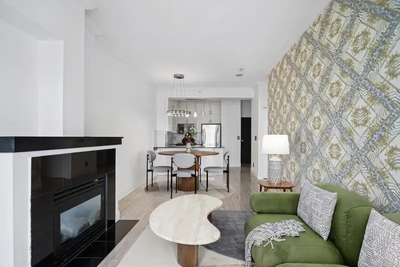 2608 1239 W GEORGIA STREET - photo 2 of 23