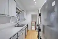 2303 W 3RD AVENUE - thumbnail 11