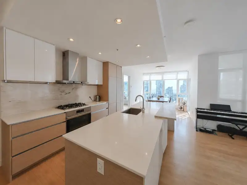 3006 4670 ASSEMBLY WAY - photo 4 of 24