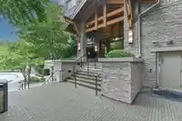 308 5655 210A STREET - thumbnail 2
