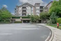 308 5655 210A STREET - thumbnail 32