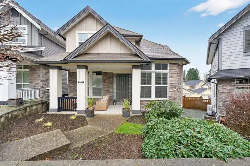 2879 160A STREET - photo 1 of 20
