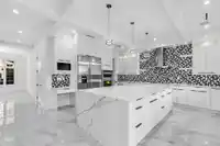 19718 33 AVENUE - thumbnail 9