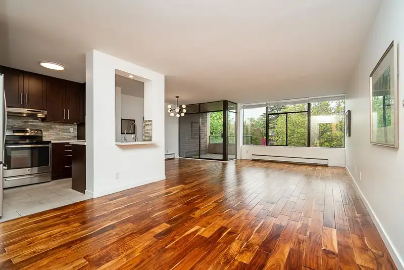 309 2101 MCMULLEN AVENUE - photo 4 of 39