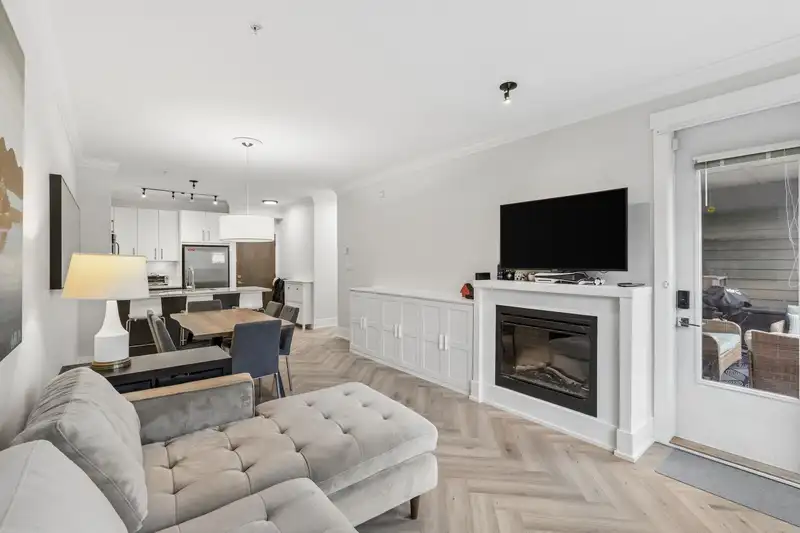 107 159 W 22ND STREET - photo 3 of 36