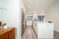 7 50 SEAVIEW DRIVE - thumbnail 9
