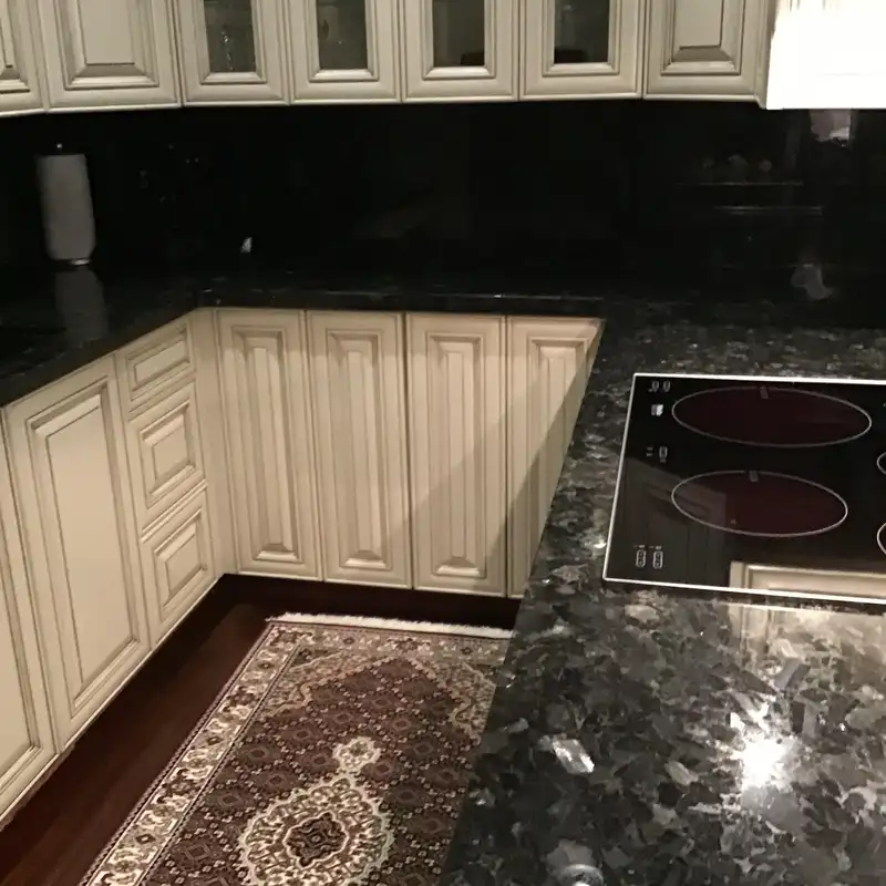 506 388 DRAKE STREET - photo 3 of 14