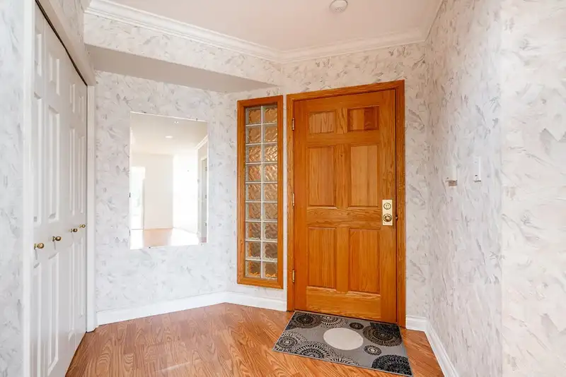 102 1725 128 STREET - photo 3 of 39