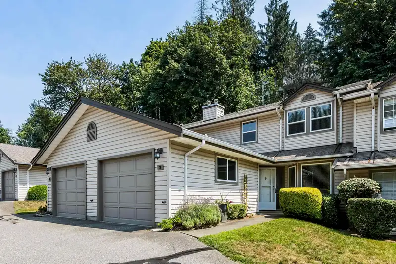 9 2803 MARBLE HILL DRIVE - photo 2 of 34