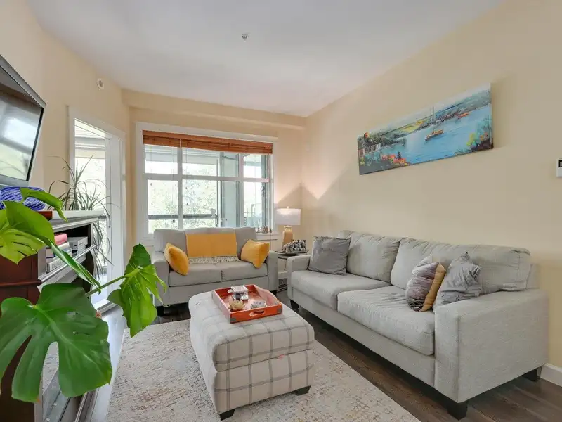 412 8558 202B STREET - photo 3 of 24