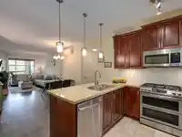 412 8558 202B STREET - thumbnail 8