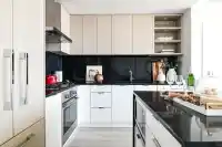307 4988 BENNETT STREET - thumbnail 1