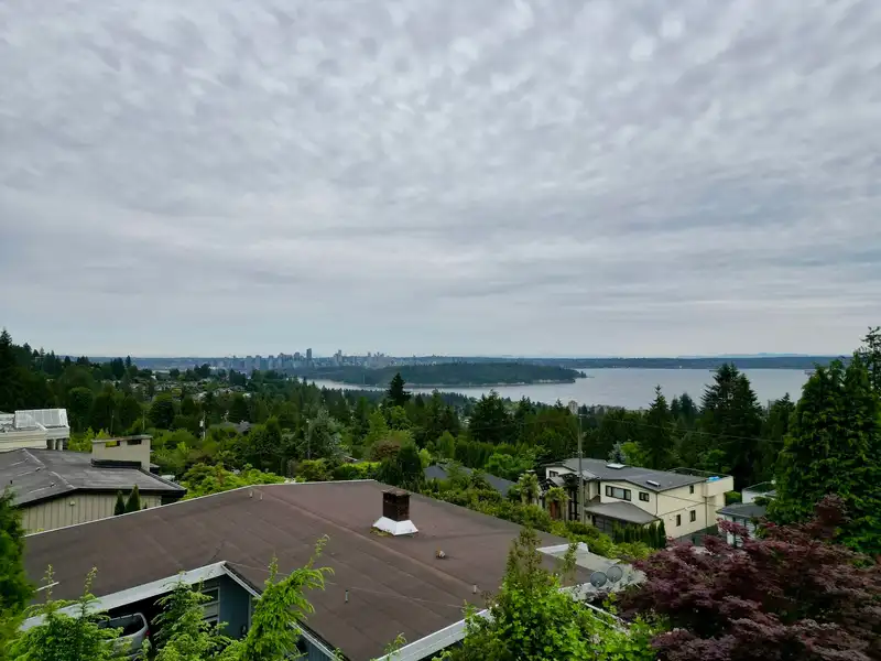1230 QUEENS AVENUE - photo 1 of 29