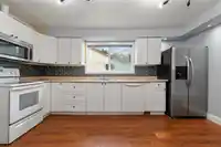 8825 EDWARD STREET - thumbnail 6