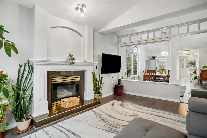 2 4740 221 STREET - photo 3 of 30