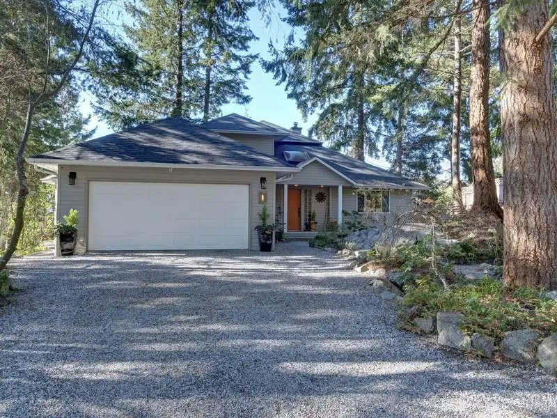 9291 TRUMAN ROAD - photo 1 of 40