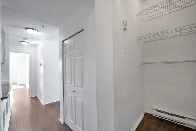 12 1328 W 73RD AVENUE - photo 4 of 27