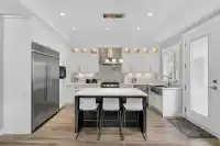 2926 160 STREET - thumbnail 1