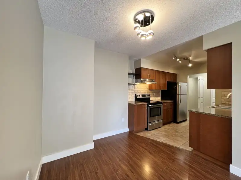 401 1210 PACIFIC STREET - photo 3 of 28