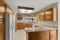 11621 SUMMIT CRESCENT - thumbnail 16