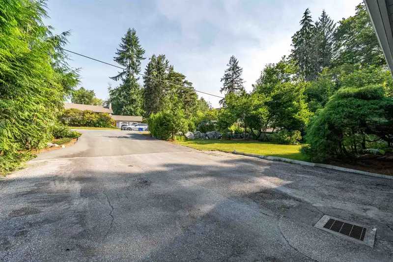 23140 136 AVENUE - photo 3 of 40