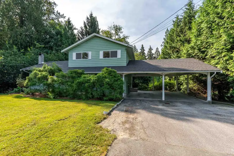 23140 136 AVENUE - photo 4 of 40