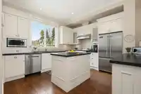 526 2580 LANGDON STREET - thumbnail 6