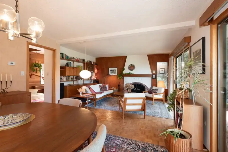 839 CAPTAIN'S WAY - photo 4 of 28