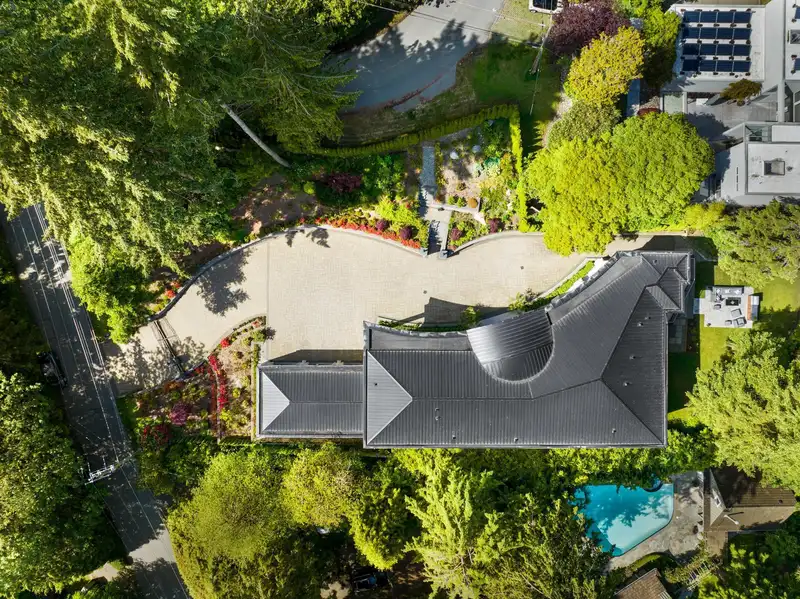 1760 29TH STREET - photo 2 of 40