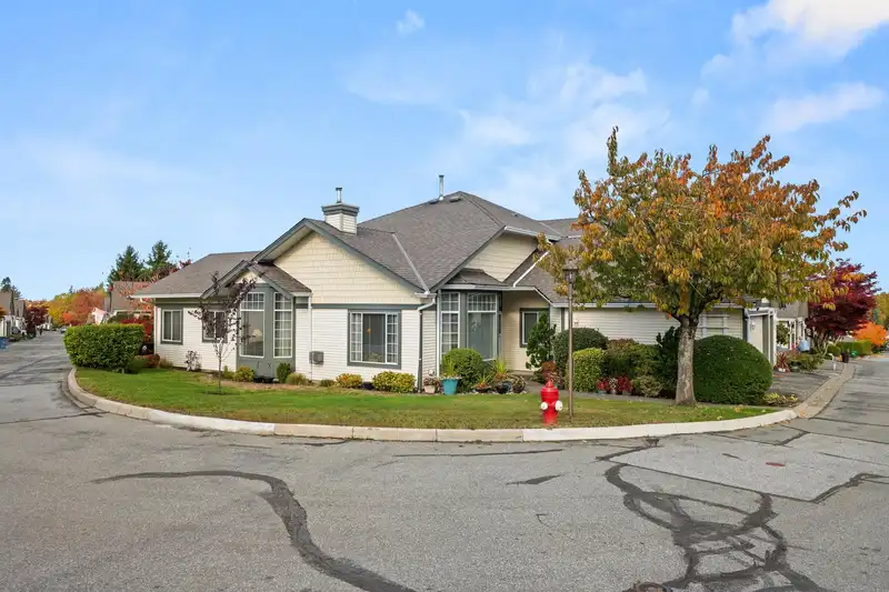 79 9012 WALNUT GROVE DRIVE - photo 3 of 40