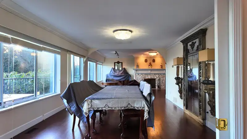 2585 WESTHILL WAY - photo 4 of 14