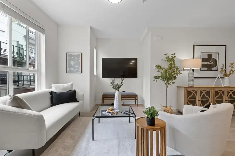 81 7947 209 STREET - photo 1 of 39