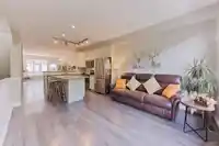 38 21661 88 AVENUE - thumbnail 2
