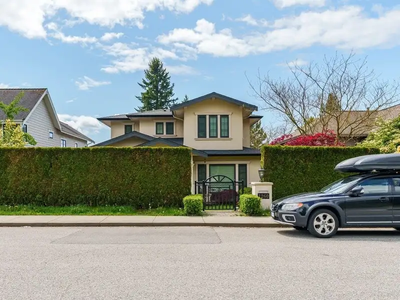 1260 KINGS AVENUE - photo 1 of 21